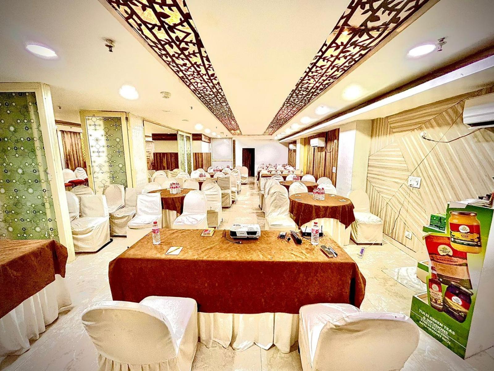 Hotel Spb 87 Near Karol Bagh Metro Station Delhi エクステリア 写真