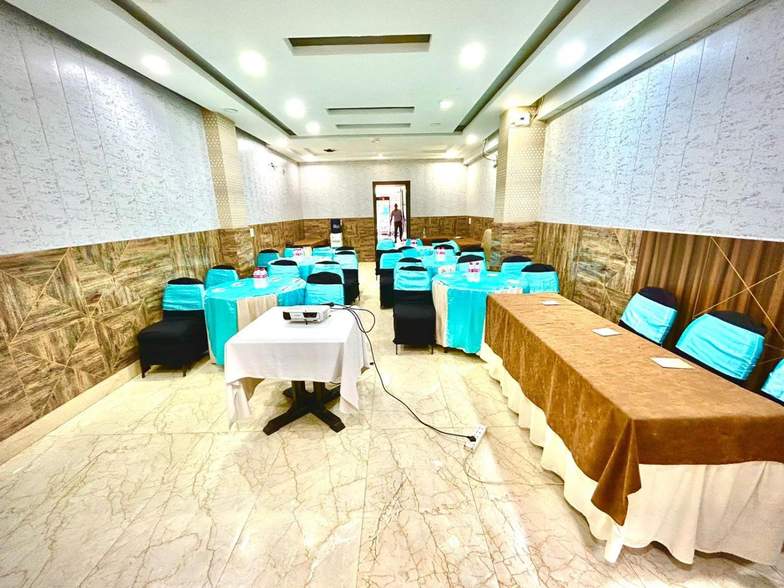 Hotel Spb 87 Near Karol Bagh Metro Station Delhi エクステリア 写真