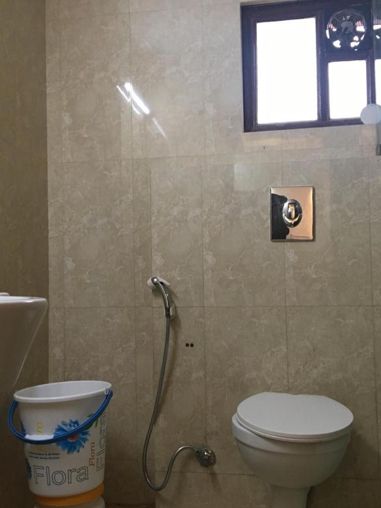 Hotel Spb 87 Near Karol Bagh Metro Station Delhi エクステリア 写真